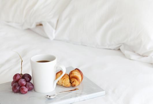 Colazione in camera in hotel a Cagliari